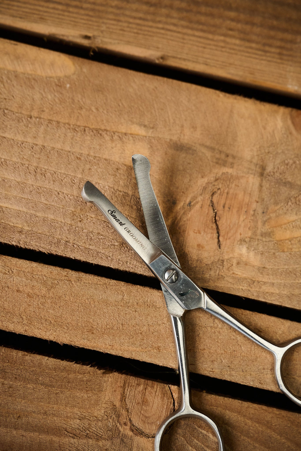 4.5"/11cm Curved Safety Scissors