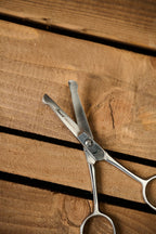 4.5"/11cm Curved Safety Scissors