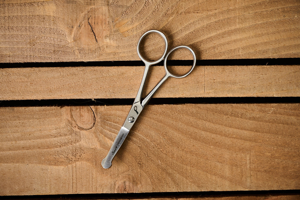 4.5"/11cm Curved Safety Scissors