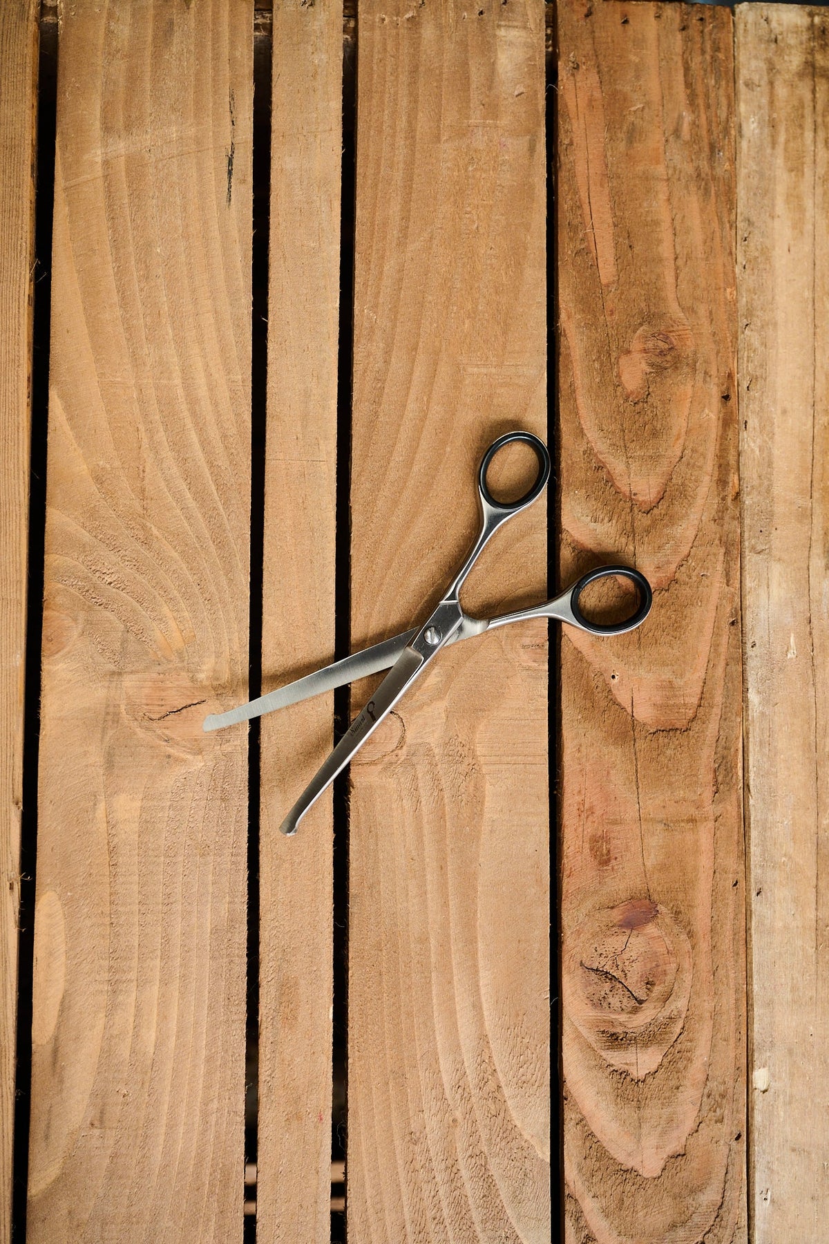 6.5"/16.5cm Curved Safety Scissors