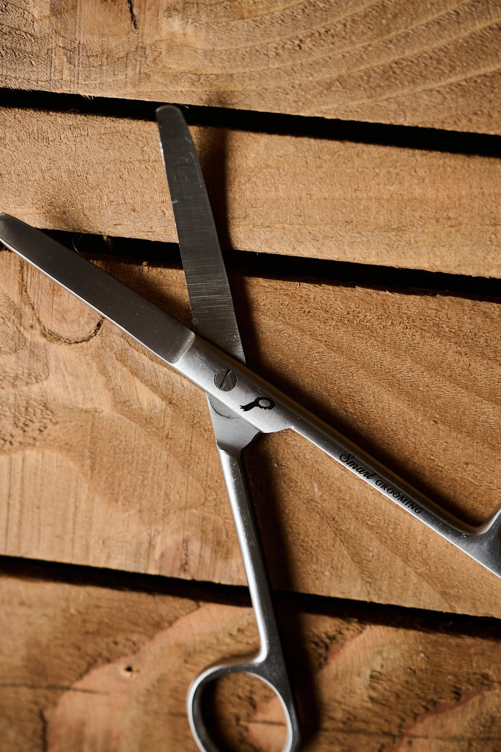 6"/15cm Curved Trimming Scissors