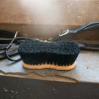 Borstiq Shaped Soft Flick Brush